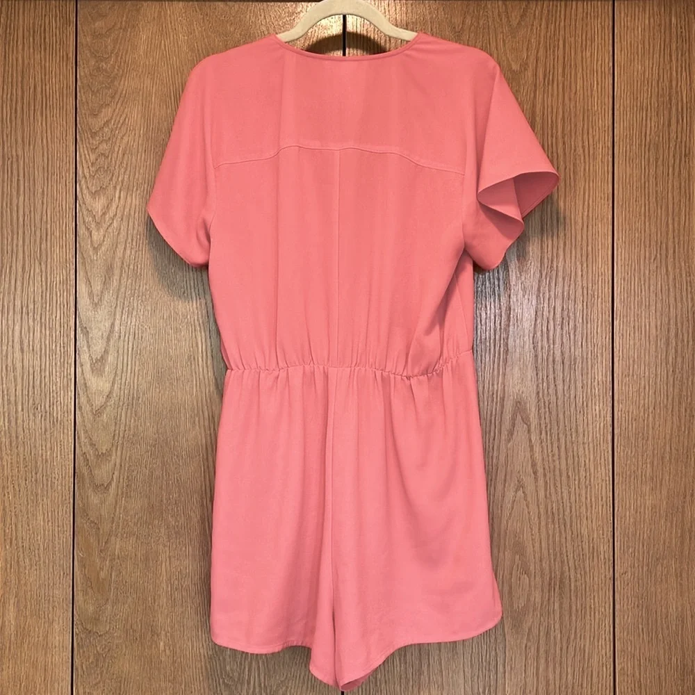 LEITH Flutter‎ Sleeve Surplice Romper, Coral, M